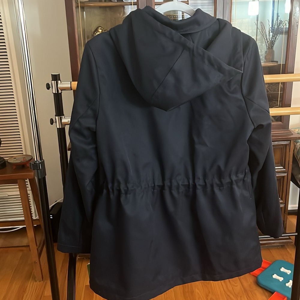 Kate Spade New York scallop pocket rain hooded jacket - Picture 2 of 3